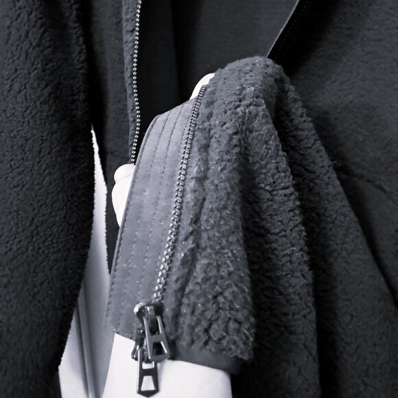 Women’s Longline "Teddy" Fleece Coat Black Size M Like New - Picture 4 of 9